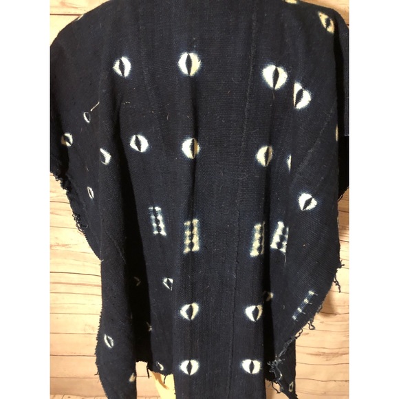 Urban Renewal dark denim tribal print open poncho - Picture 4 of 5